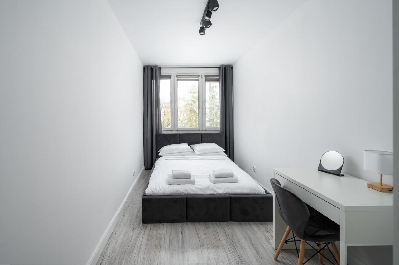 Wierzbno Modern Apartment Varsovia Exterior foto